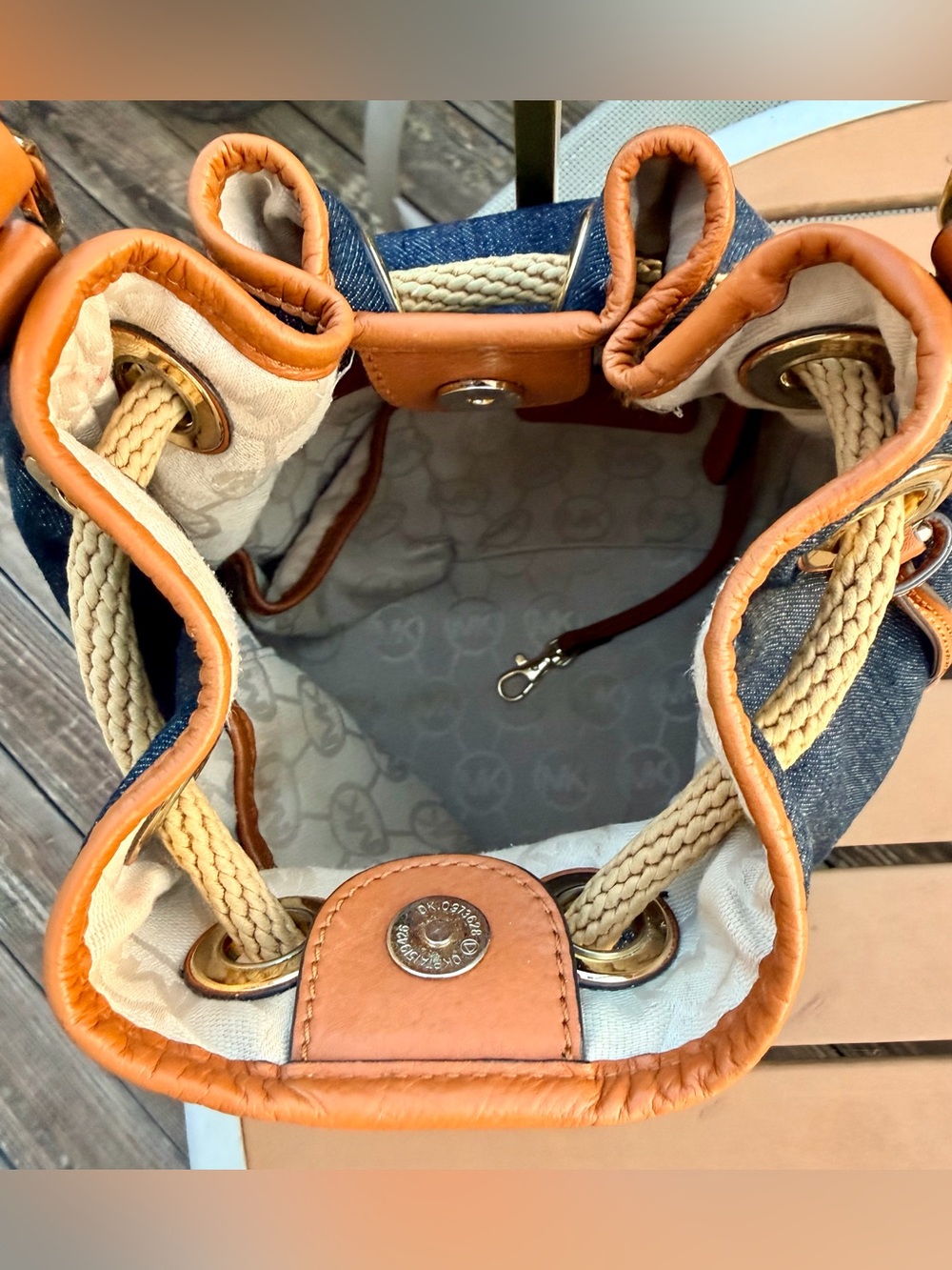 Michael Kors Marina Large Denim Drawstring Bucket Crossbody Bag w/ Branded Dusty - Picture 6 of 16